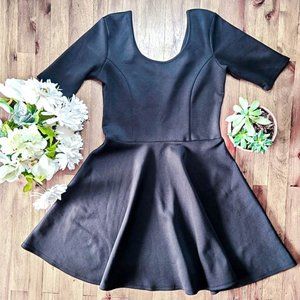 3/$15 NWOT Pretty Black Dress Scoop Neck Sz S